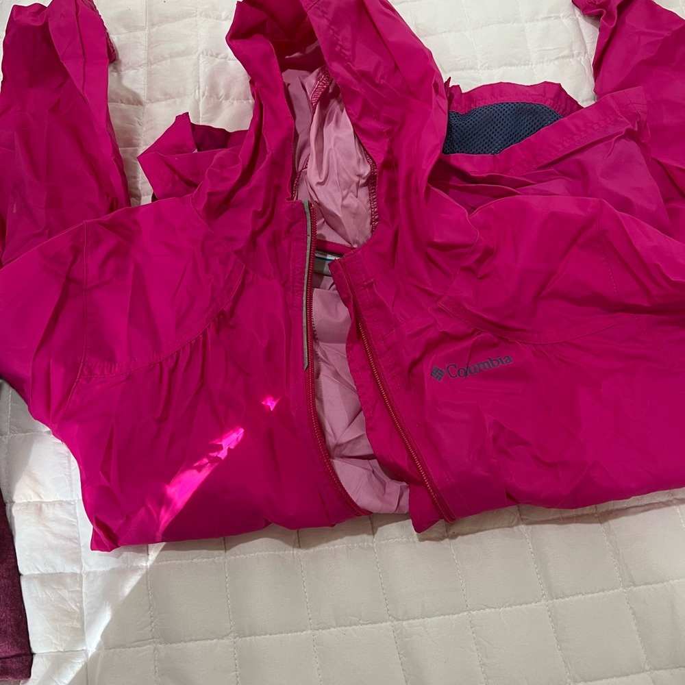 Columbia rain coat